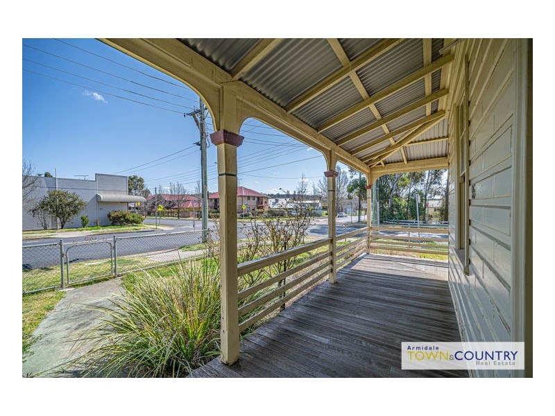 95 Taylor Street, Armidale NSW 2350