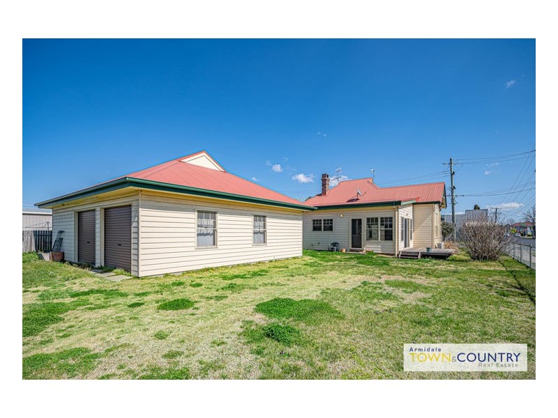 95 Taylor Street, Armidale NSW 2350