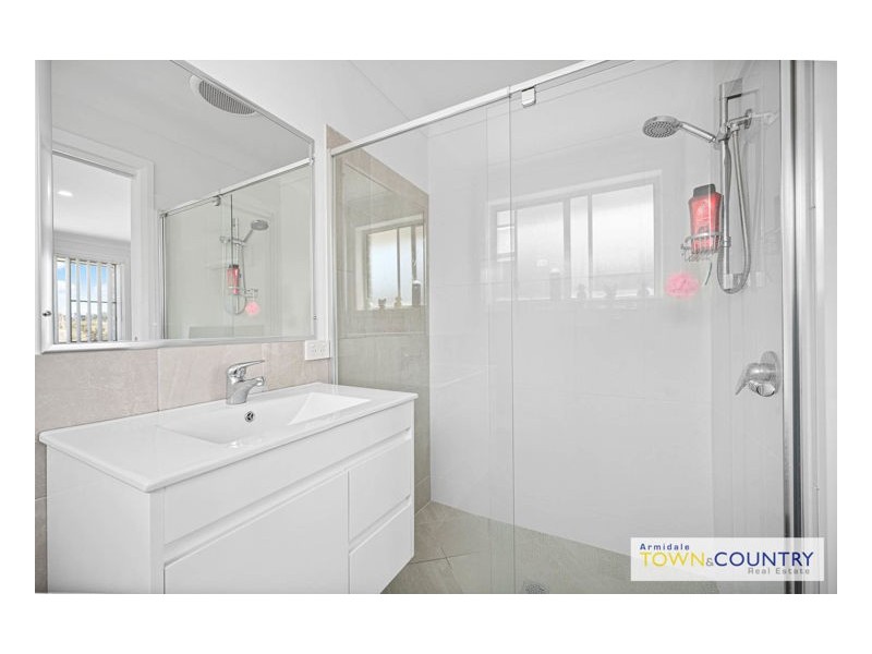 32 Cookes Road, Armidale NSW 2350