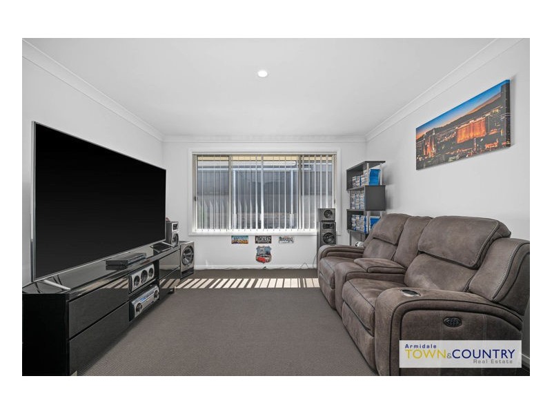 32 Cookes Road, Armidale NSW 2350