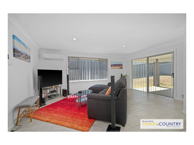 32 Cookes Road, Armidale NSW 2350