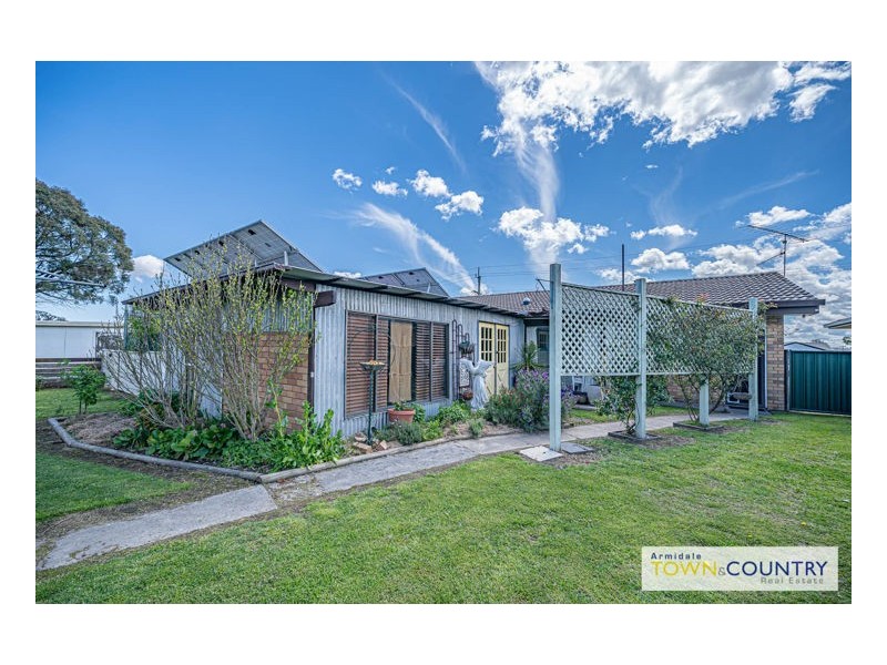 22 Dumaresq Street, Uralla NSW 2358