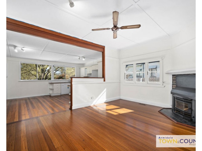 90 Donnelly Street, Armidale NSW 2350