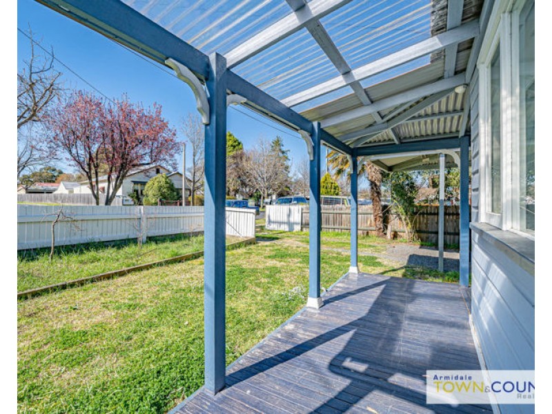 90 Donnelly Street, Armidale NSW 2350