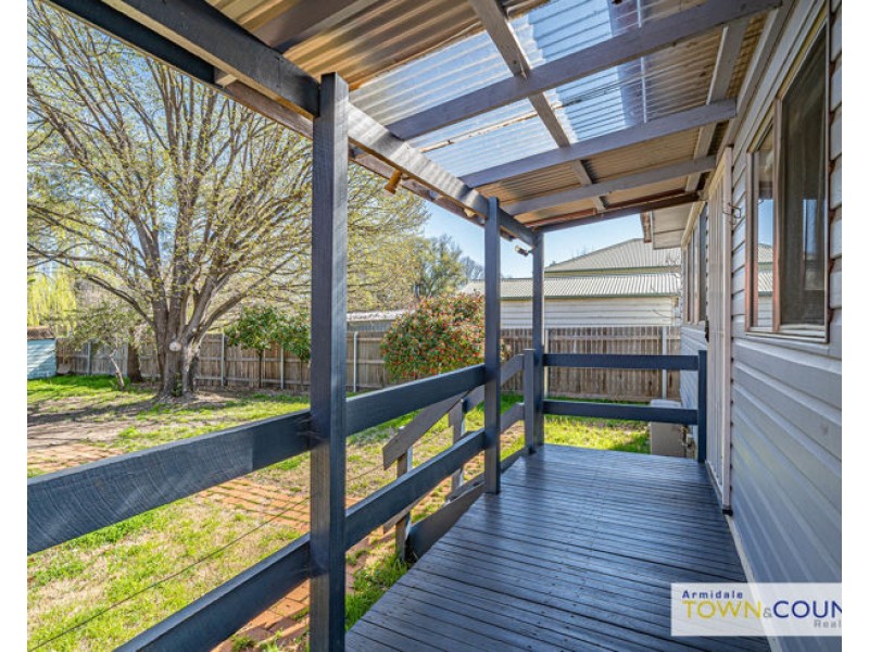 90 Donnelly Street, Armidale NSW 2350