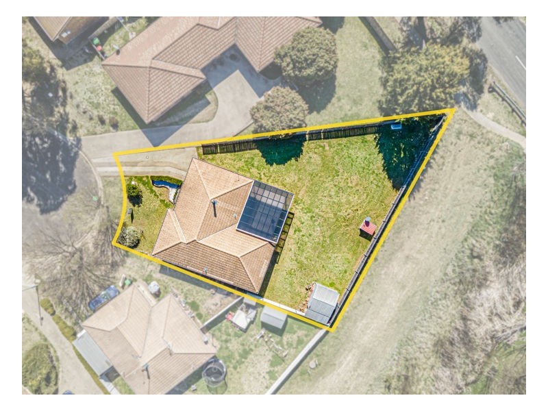 6 Centennial Close, Armidale NSW 2350