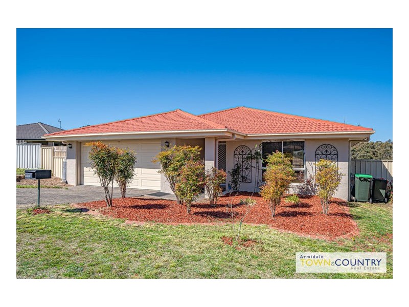 3 Earle Page Drive, Armidale NSW 2350