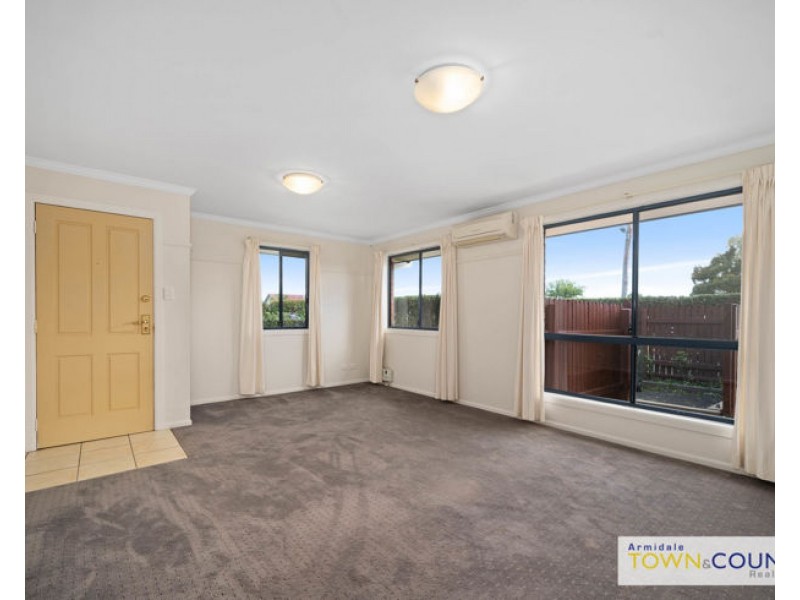 1/10-12 Speare Ave, Armidale NSW 2350