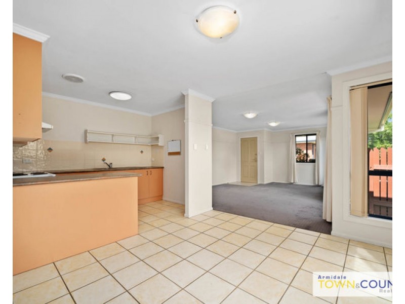 1/10-12 Speare Ave, Armidale NSW 2350