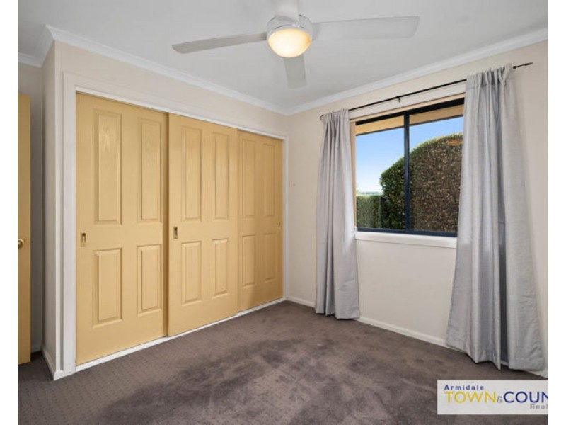 1/10-12 Speare Ave, Armidale NSW 2350