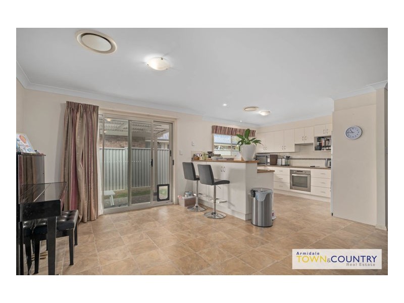 7 Rusden Court, Armidale NSW 2350
