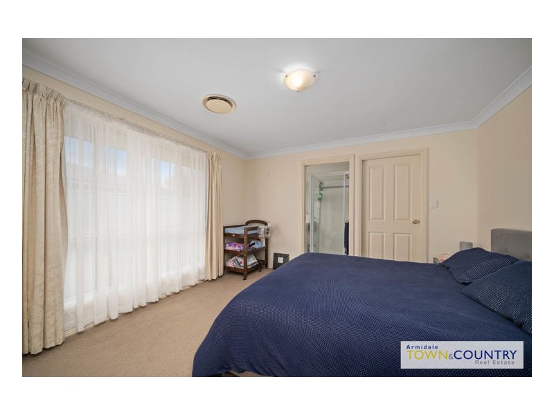 7 Rusden Court, Armidale NSW 2350