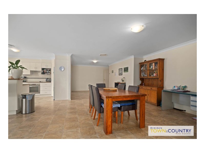 7 Rusden Court, Armidale NSW 2350