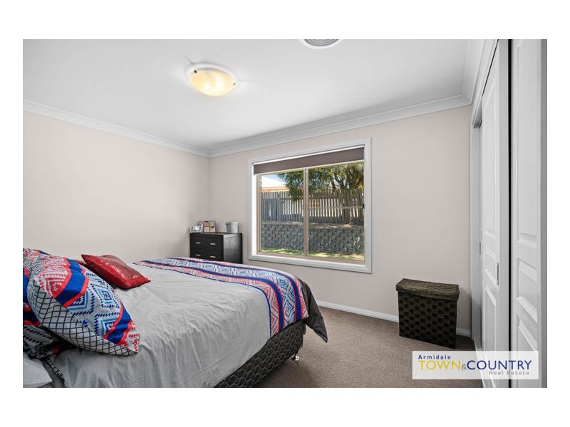 6 Erin Court, Armidale NSW 2350