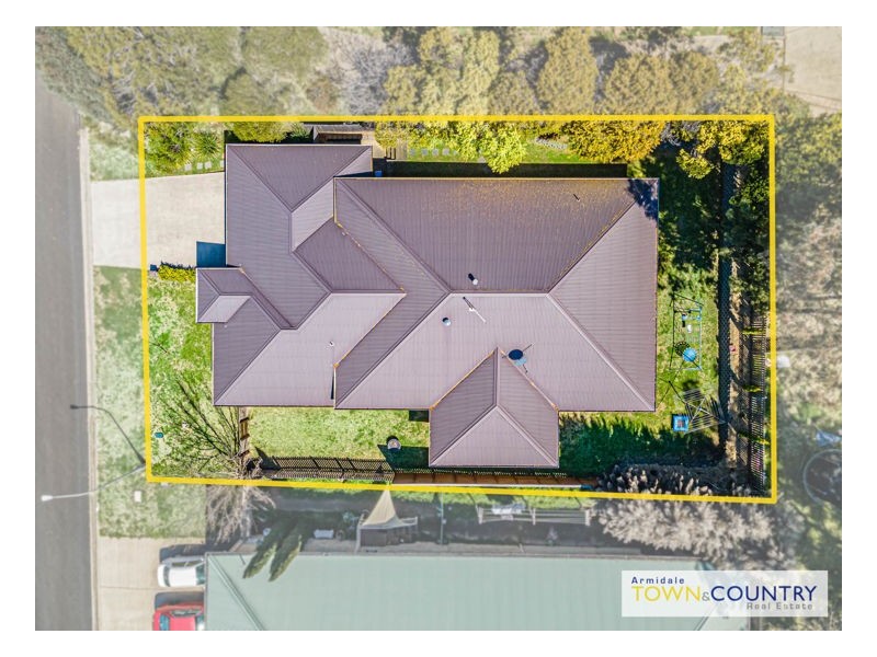 6 Erin Court, Armidale NSW 2350