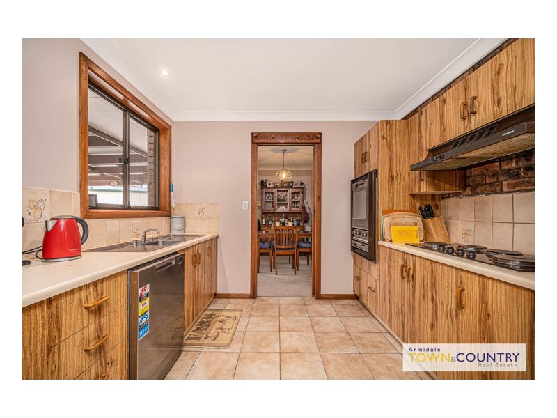 26 Barloo Road, Armidale NSW 2350
