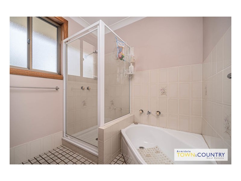 26 Barloo Road, Armidale NSW 2350