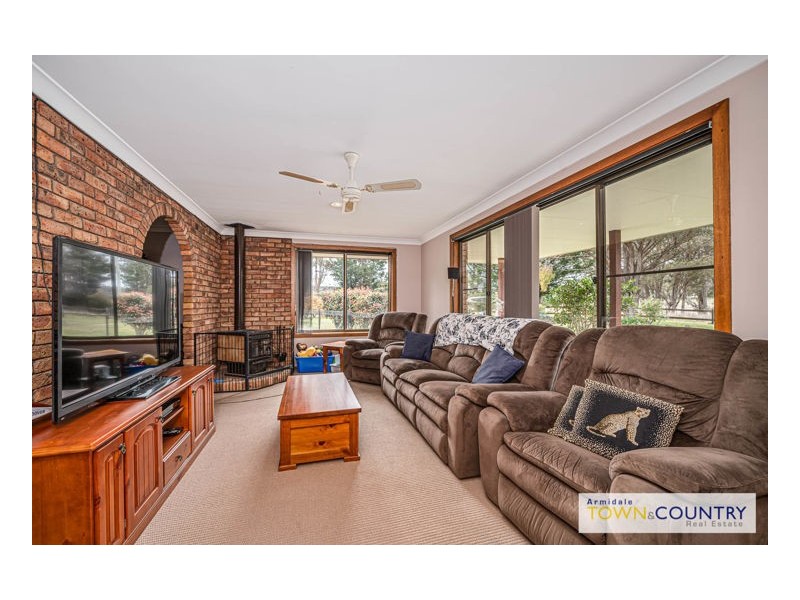 26 Barloo Road, Armidale NSW 2350