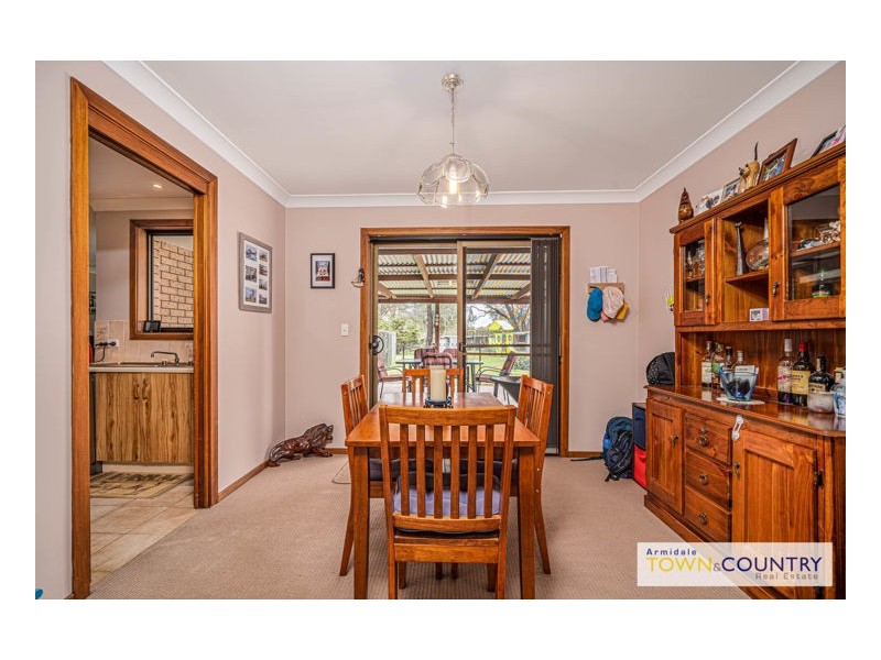 26 Barloo Road, Armidale NSW 2350