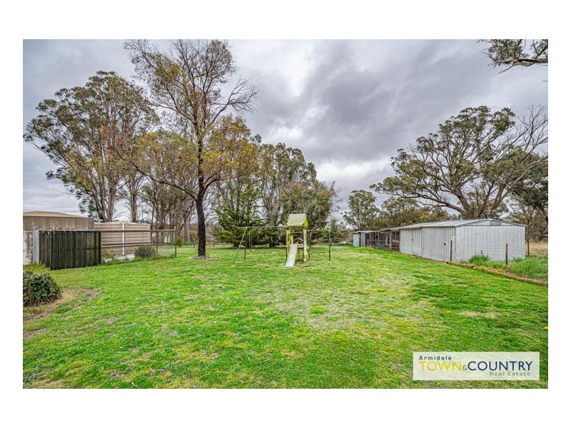 26 Barloo Road, Armidale NSW 2350