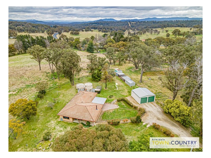 26 Barloo Road, Armidale NSW 2350