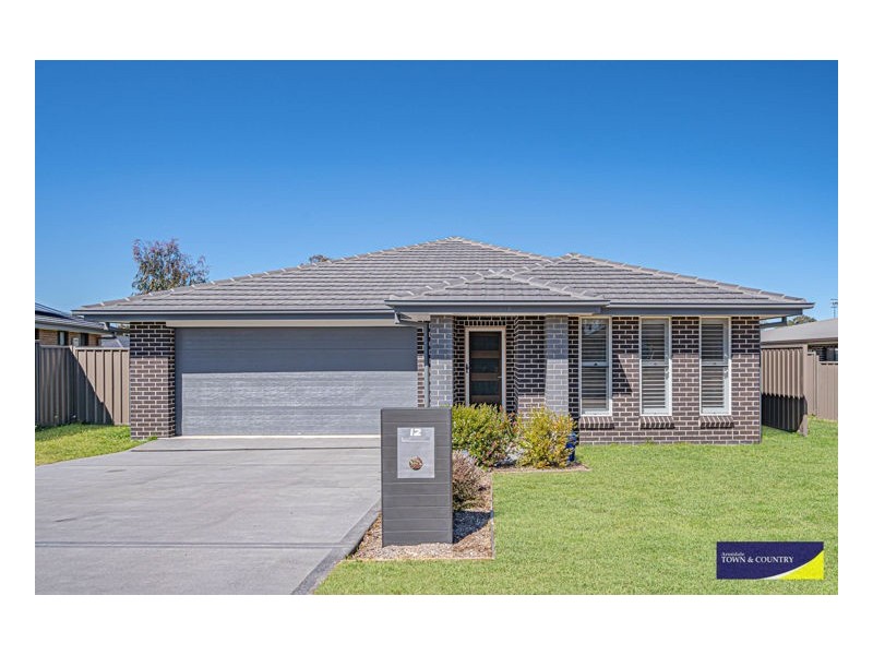 12 Spearmount Drive, Armidale NSW 2350