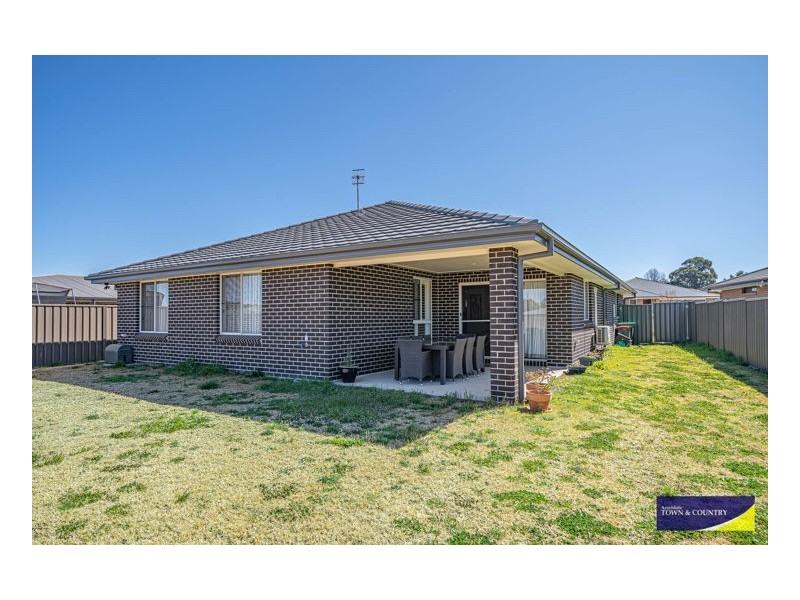 12 Spearmount Drive, Armidale NSW 2350