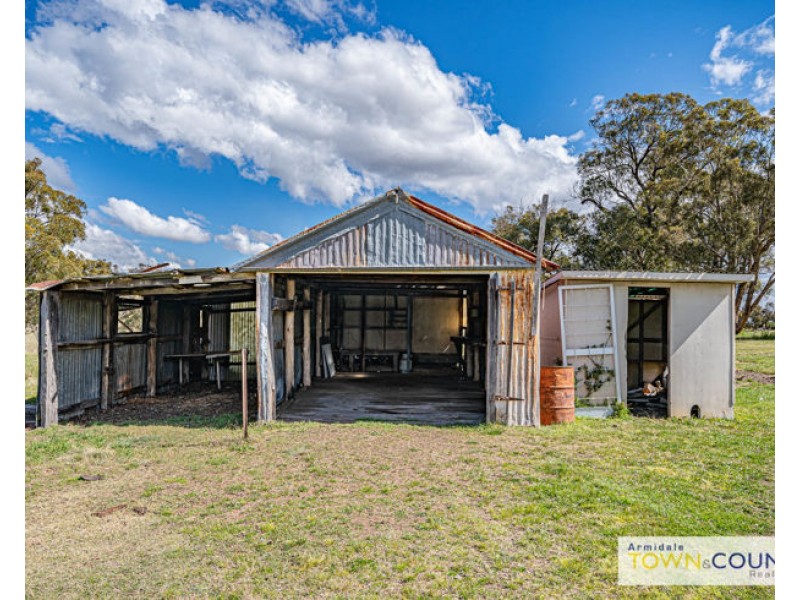279 Warrane Road, Armidale NSW 2350