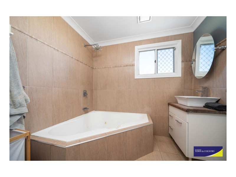 93 Ollera Street, Guyra NSW 2365