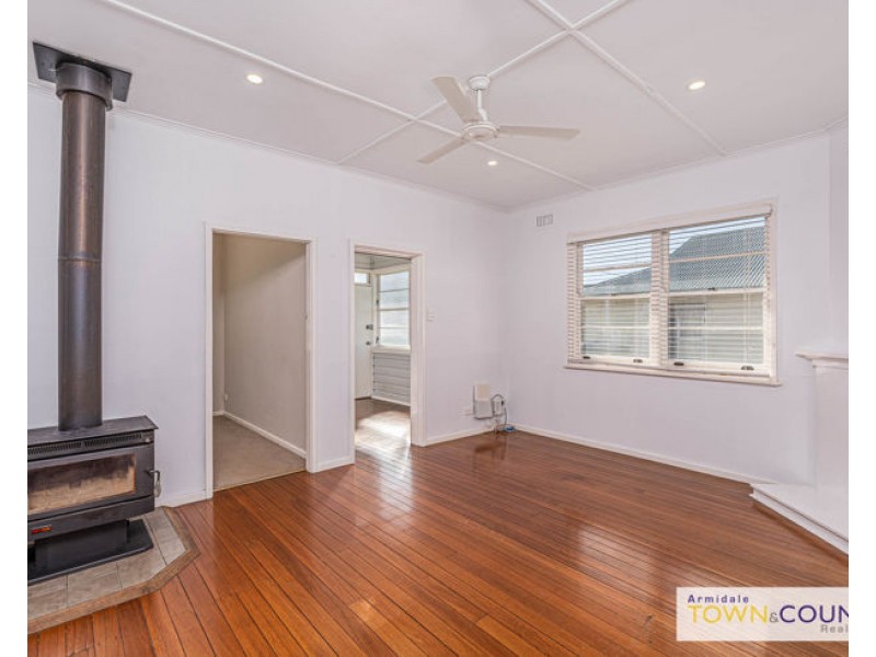 139a Butler Street, Armidale NSW 2350