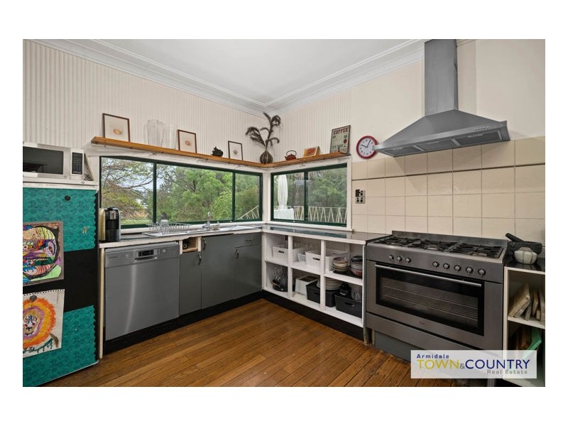 12 Merinda Place, Armidale NSW 2350