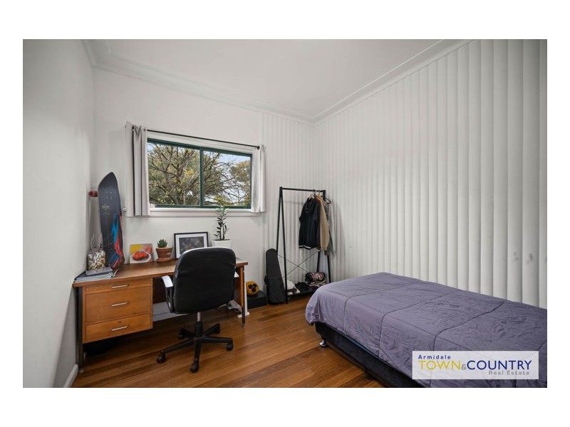 12 Merinda Place, Armidale NSW 2350