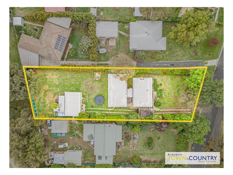 12 Merinda Place, Armidale NSW 2350