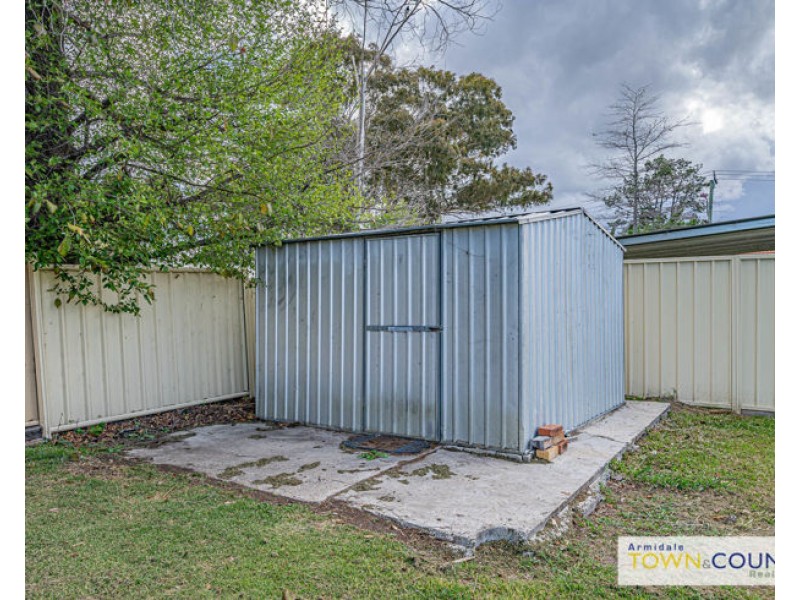 7 Barry Street, Armidale NSW 2350
