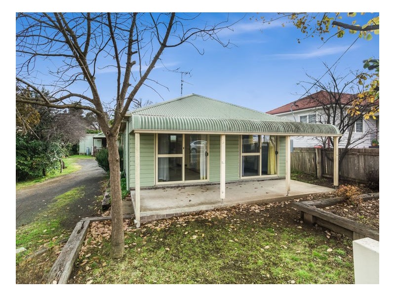 26 Marsh Street, Armidale NSW 2350