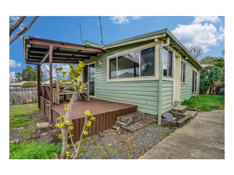 26 Marsh Street, Armidale NSW 2350