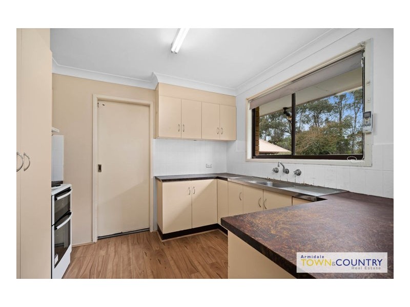 10 Sarah Place, Armidale NSW 2350