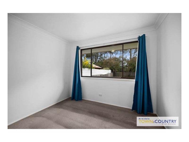 10 Sarah Place, Armidale NSW 2350