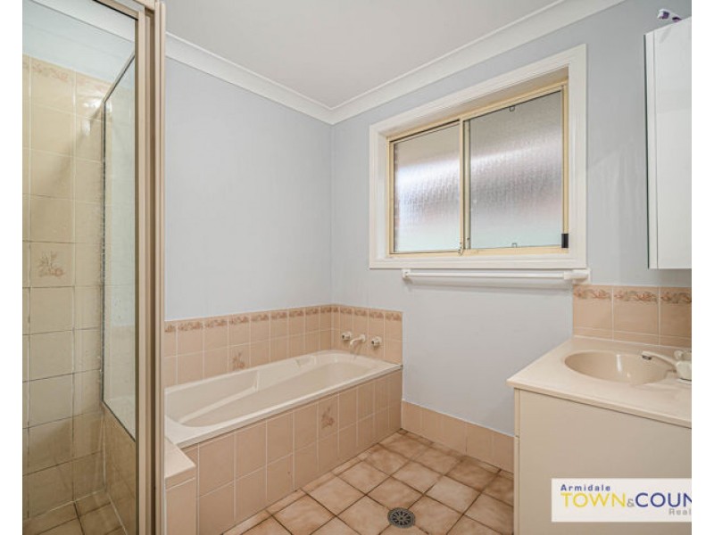 48 Claude Street, Armidale NSW 2350