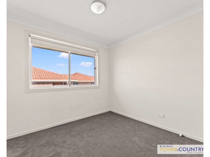 2B Fiona Place, Armidale NSW 2350