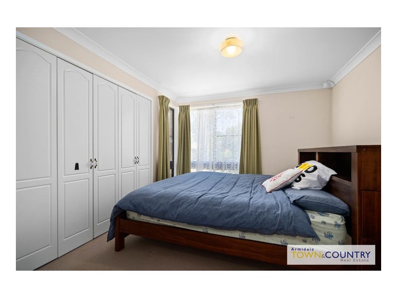 2 Wyevale Close, Armidale NSW 2350
