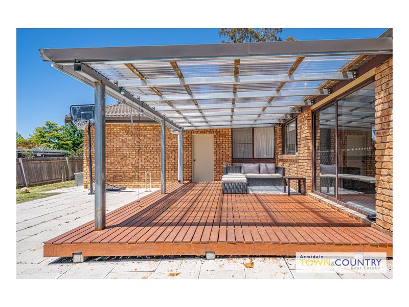 2 Wyevale Close, Armidale NSW 2350