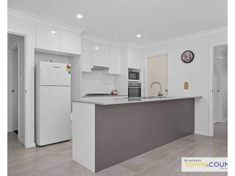 32 Cookes Road, Armidale NSW 2350