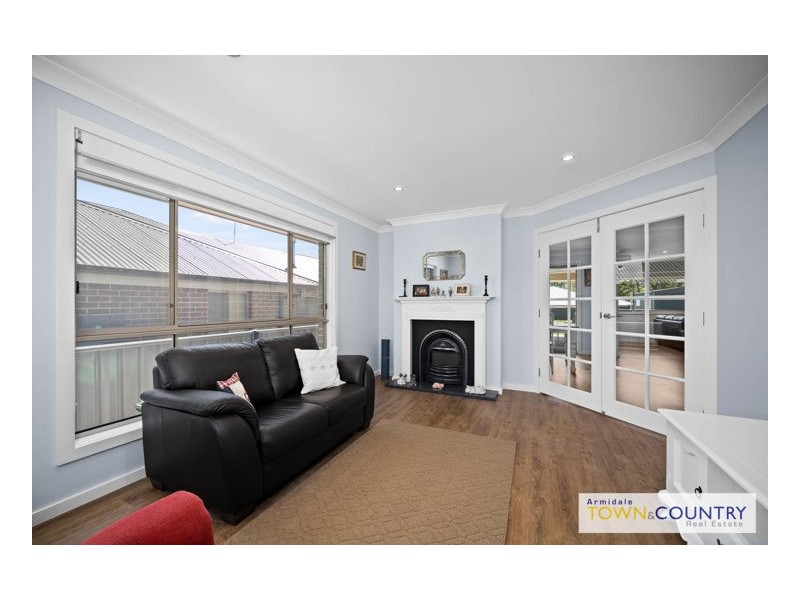 40 Plane Avenue, Uralla NSW 2358