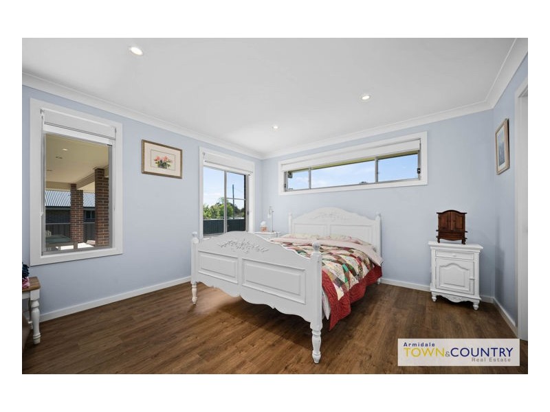 40 Plane Avenue, Uralla NSW 2358