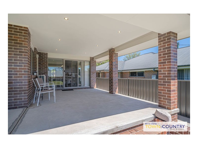40 Plane Avenue, Uralla NSW 2358