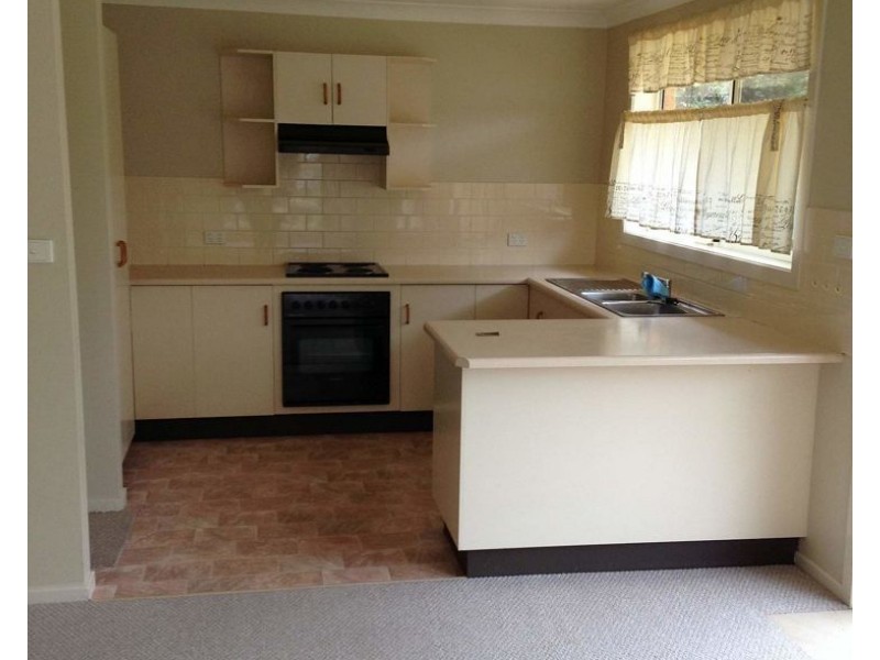 1/87 Queen Elizabeth Drive, Armidale NSW 2350