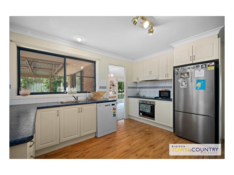 23 Eleanor Close, Armidale NSW 2350