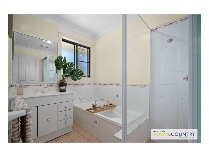 23 Eleanor Close, Armidale NSW 2350