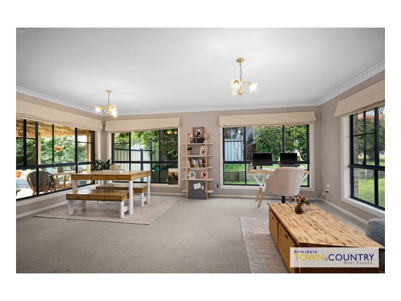 23 Eleanor Close, Armidale NSW 2350